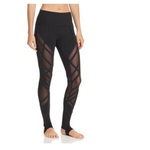 Alo High-Waist Wrapped Stirrup Leg - Small - NEW!